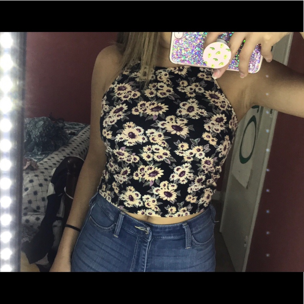 Crop top